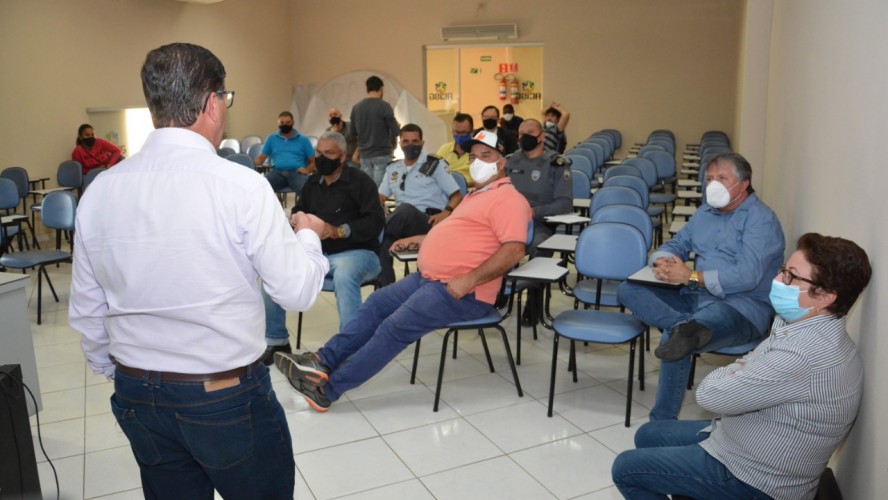 A reunião sobre segurança pública aconteceu no auditório da ACISG. (Comunicação Guaçuí)