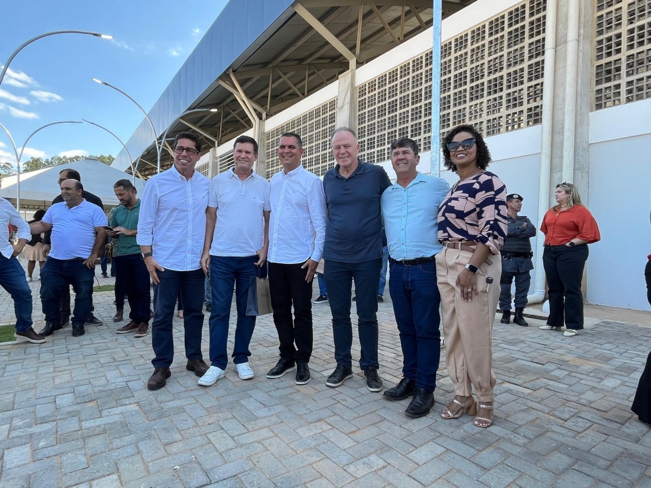 PREFEITURA DE GUAÇUÍ E GOVERNO DO ES INAUGURAM CENTRO DE CONVENÇÕES E ANUNCIAM REFORMA DO CEMEI ZÉLIA VIANNA DE AGUIAR PREFEITURA DE GUAÇUÍ E GOVERNO DO ES INAUGURAM CENTRO DE CONVENÇÕES E ANUNCIAM REFORMA DO CEMEI ZÉLIA VIANNA DE AGUIAR